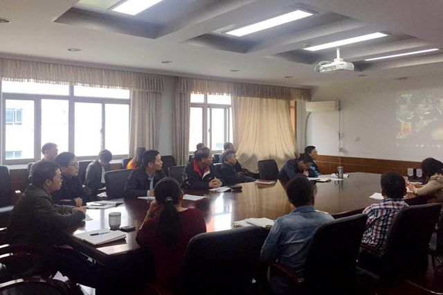 1508313327547.jpg ?CU技学院师生收看十九大开q会_副本.jpg