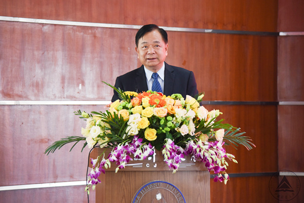1539936825252.jpg 周舒?(1)_副本3.jpg