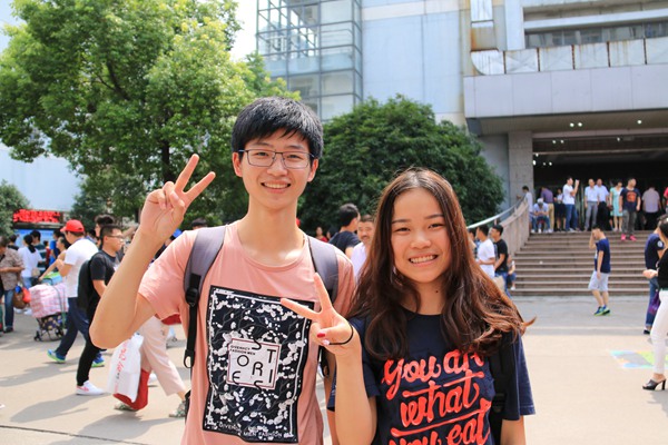1474186917347.jpg 新生4与新?_副本.jpg