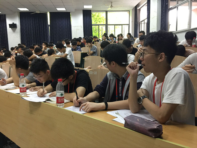 1525825923164.jpg 鐜扮鍑嗗ぇ瀛︾敓2.jpg